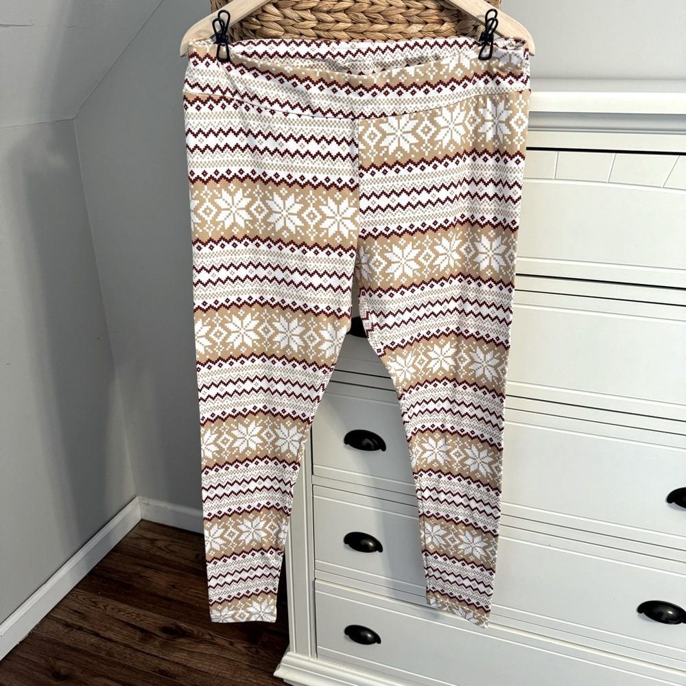 Time and Tru Fairisle Snowflake Tan Maroon Leggings Casual Lounge Women’s XL